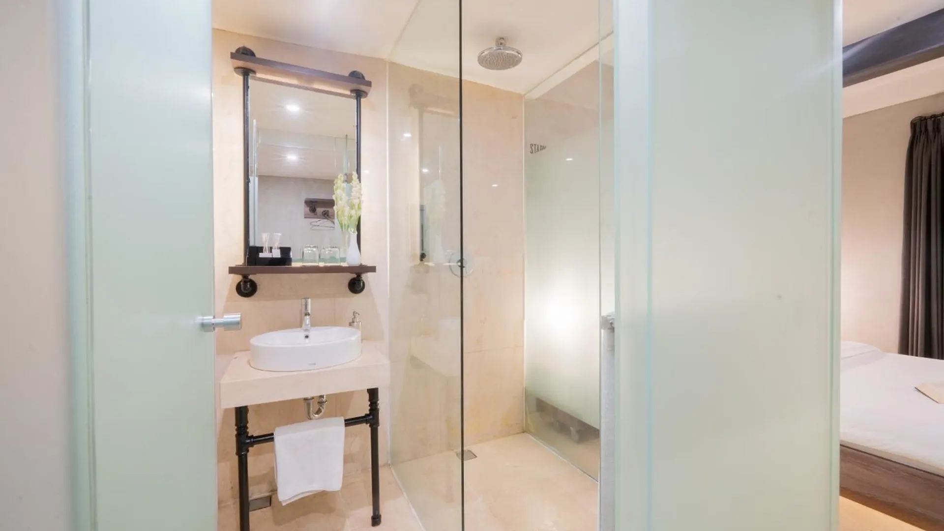 Stark Boutique Hotel And Spa Kuta   Kuta (Bali)